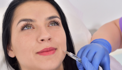 Hialuron arcfiatalító és arckontúr javító kezelések